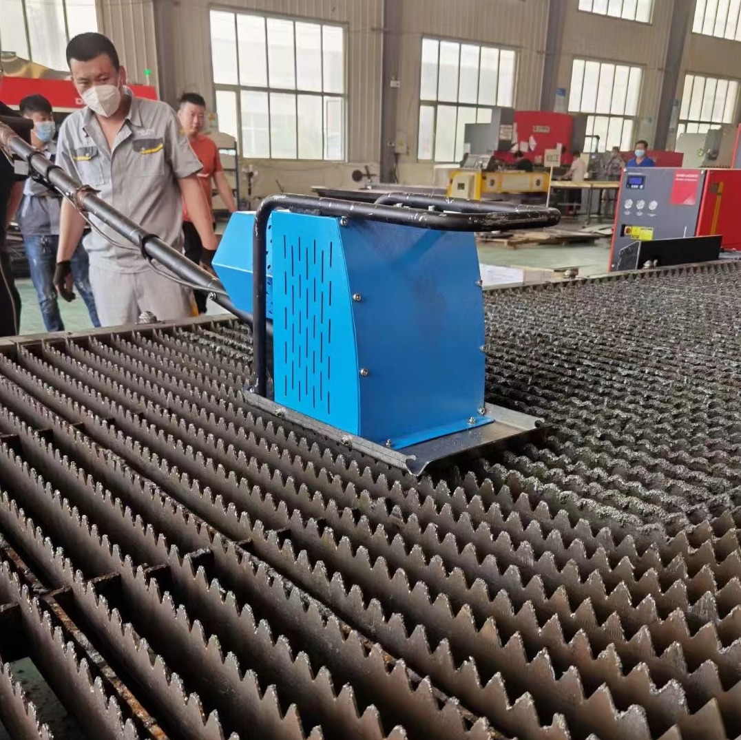 2026年、2025年、産業用ファイバーレーザー加工機用テー - Industrial Laser Table のレビューと価格