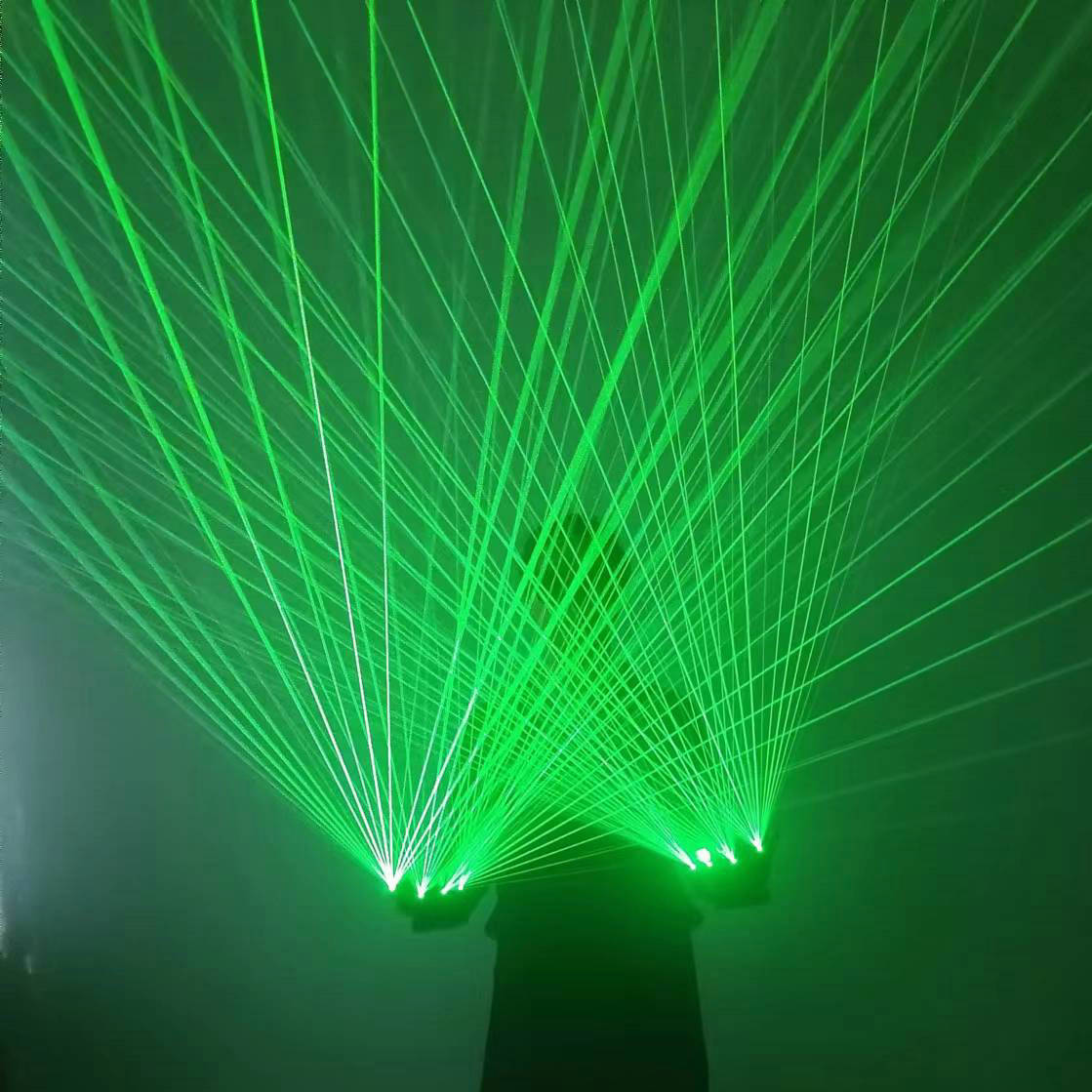 ステージパフォーマンス用グリーンレーザーグローブ、レーザーモ - Industrial Laser Systems のレビューと価格