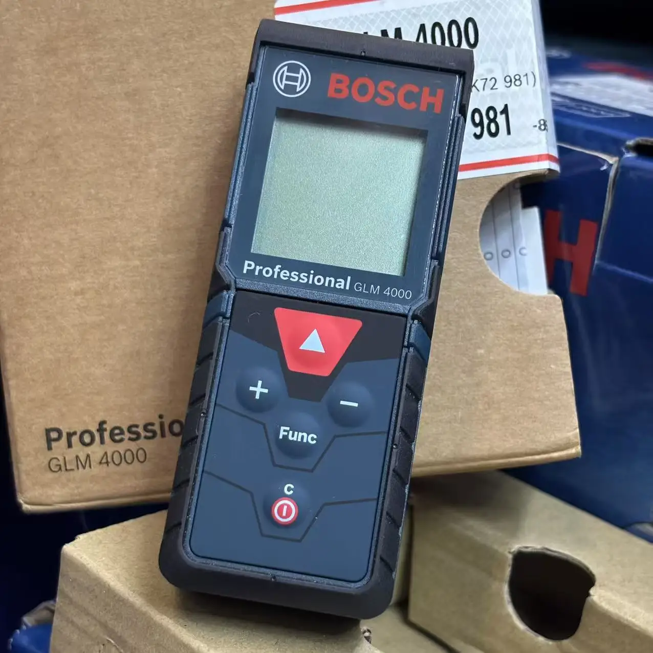 ボッシュ GLM 4000 レーザー距離計 デジタルメジャー - Industrial Laser Tape Measure のレビューと価格