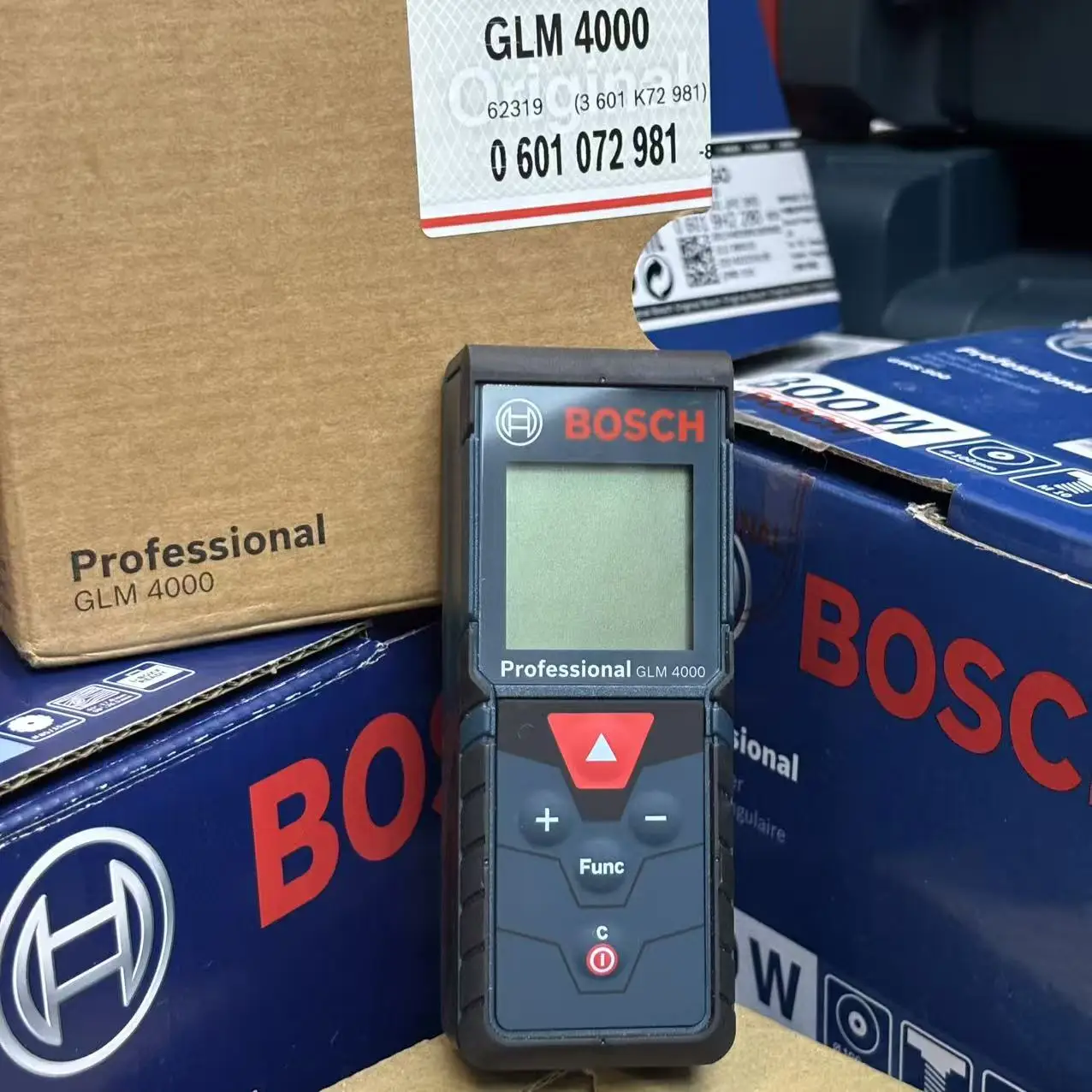 ボッシュ GLM 4000 レーザー距離計 デジタルメジャー - Industrial Laser Tape Measure のレビューと価格