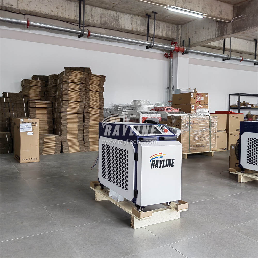 ハンドヘルドレーザー溶接機 ポータブルファイバーレーザー溶接 - Industrial Handheld Laser Welding Machine のレビューと価格